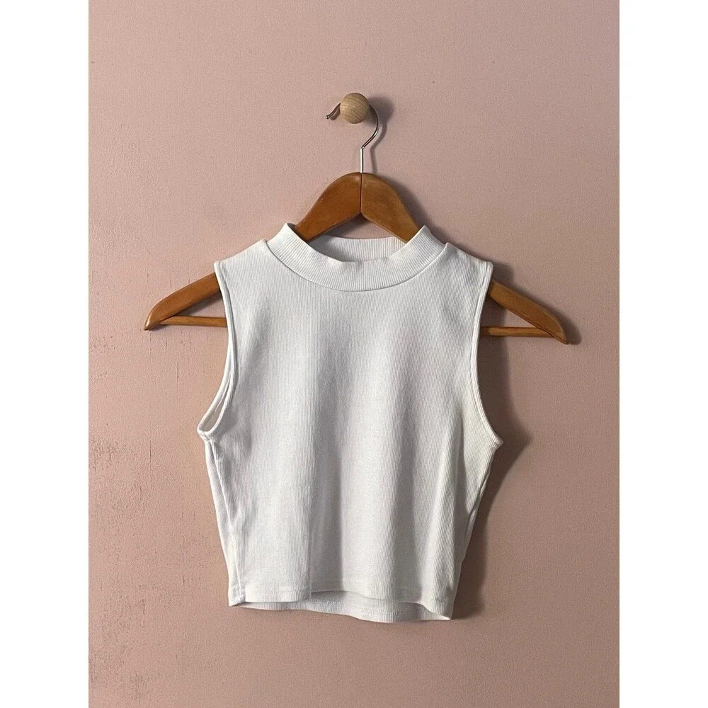 Supré White Mock Neck Crop Top Size S